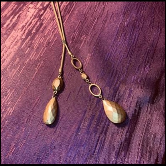 2/$20 Nine West Gold Tone Tear Drop Lariat Necklace - Picture 1 of 8